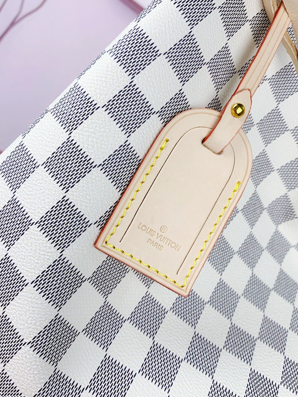 ルイヴィトンバッグ細部ディテール